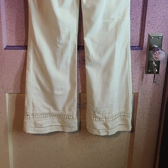 White flowy pants - Picture 2 of 5